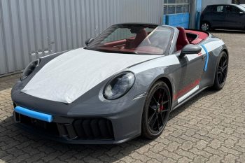 Porsche 911 Carrera 4 GTS Cabriolet