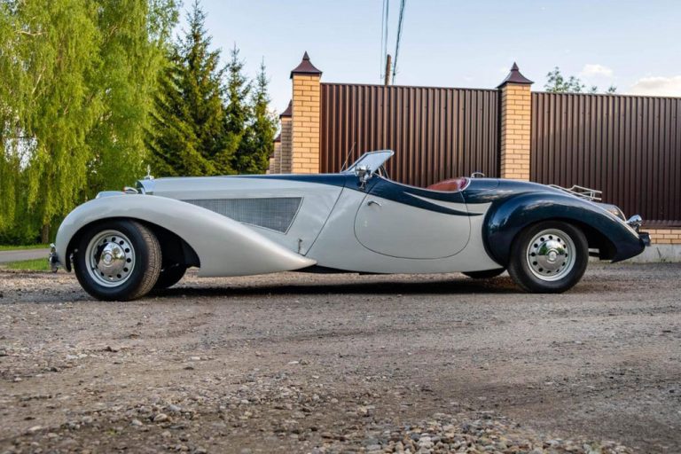 Mercedes-Benz 500K De Villars