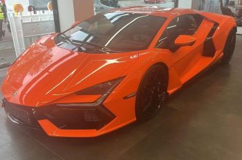 Lamborghini Urus SE MY25 Magno