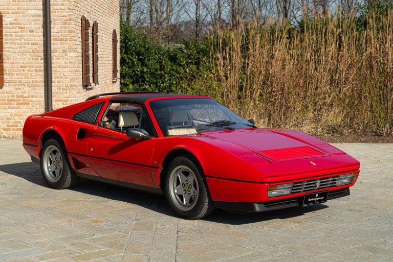 Ferrari 208 GTS Turbo Intercooler