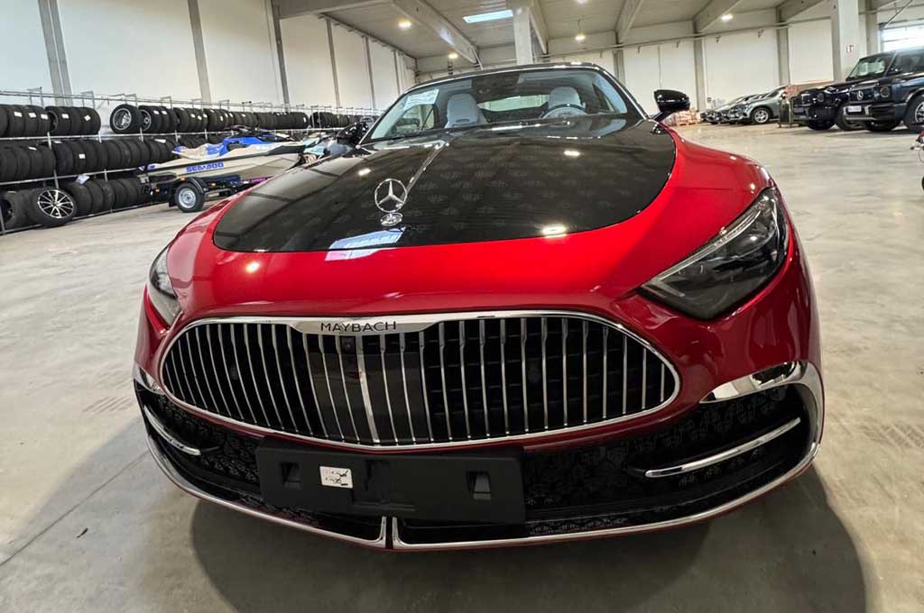 
								Mercedes SL680 Maybach Monogramm full									