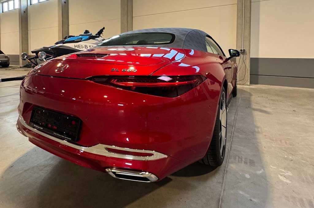 
								Mercedes SL680 Maybach Monogramm full									