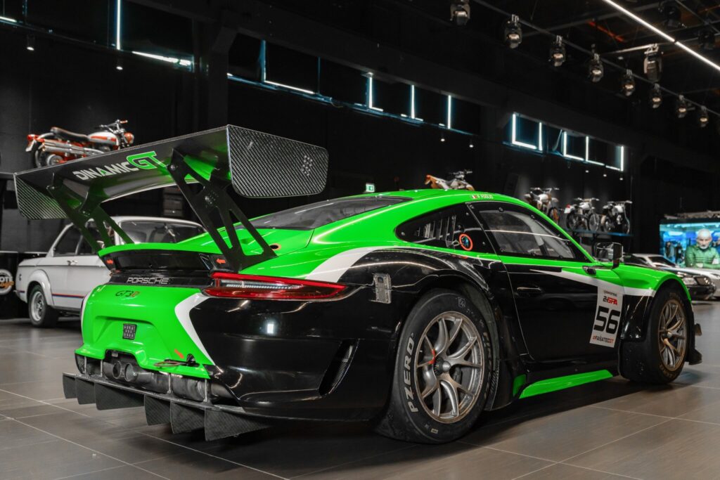 
								Porsche 911 GT3 R (991) full									