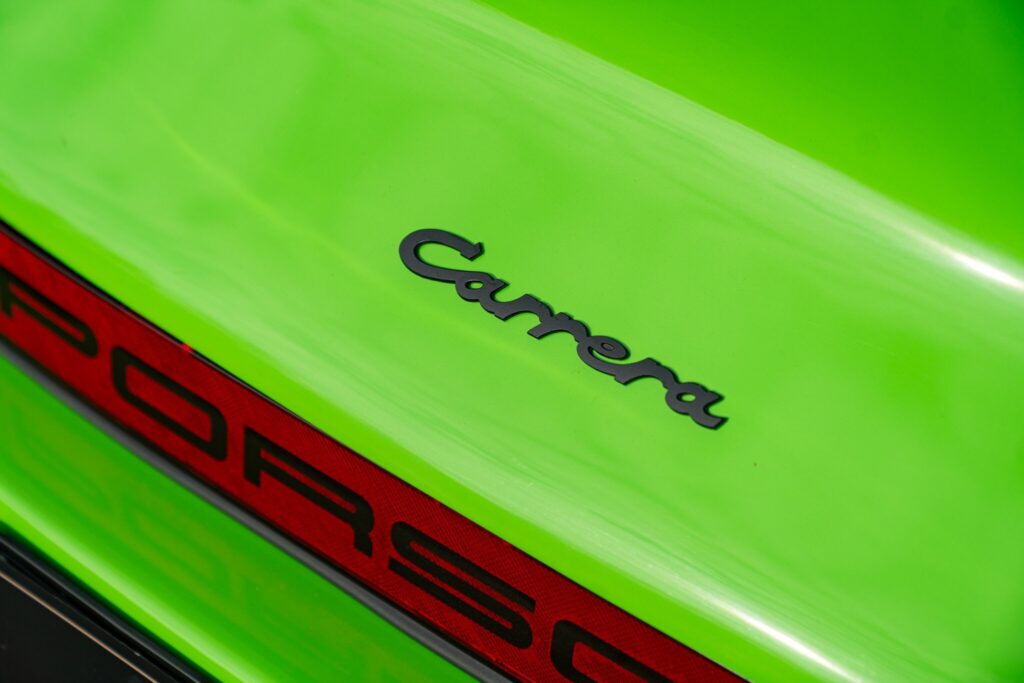 
								Porsche 911 Carrera 2.7 full									