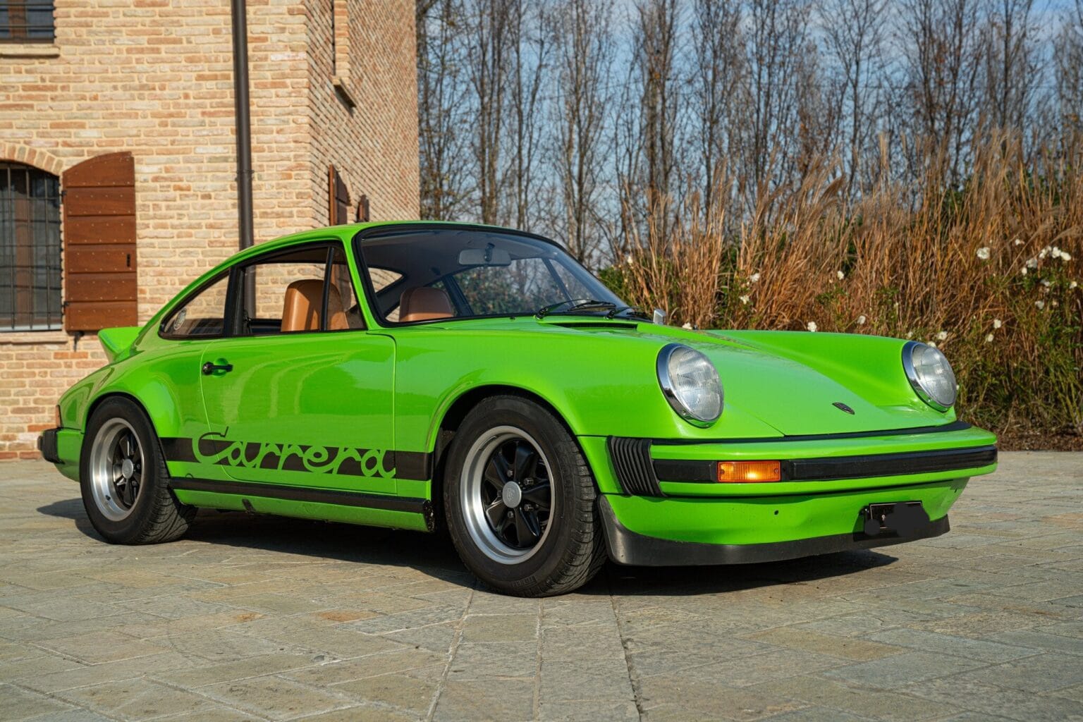 
								Porsche 911 Carrera 2.7 full									