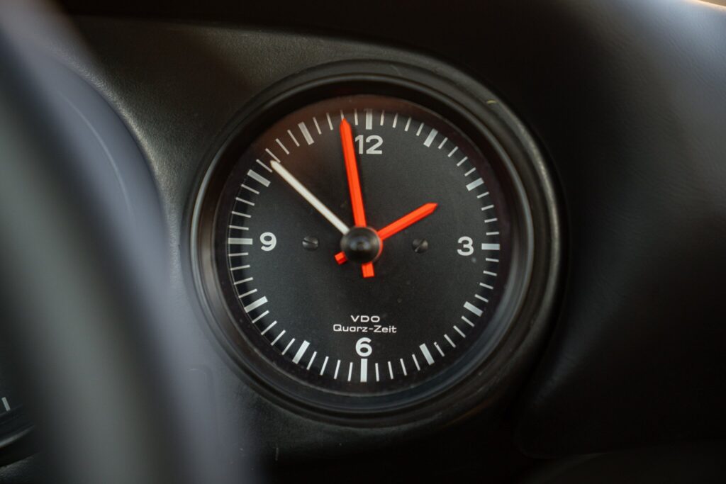 
								Porsche 911 Carrera 2.7 full									