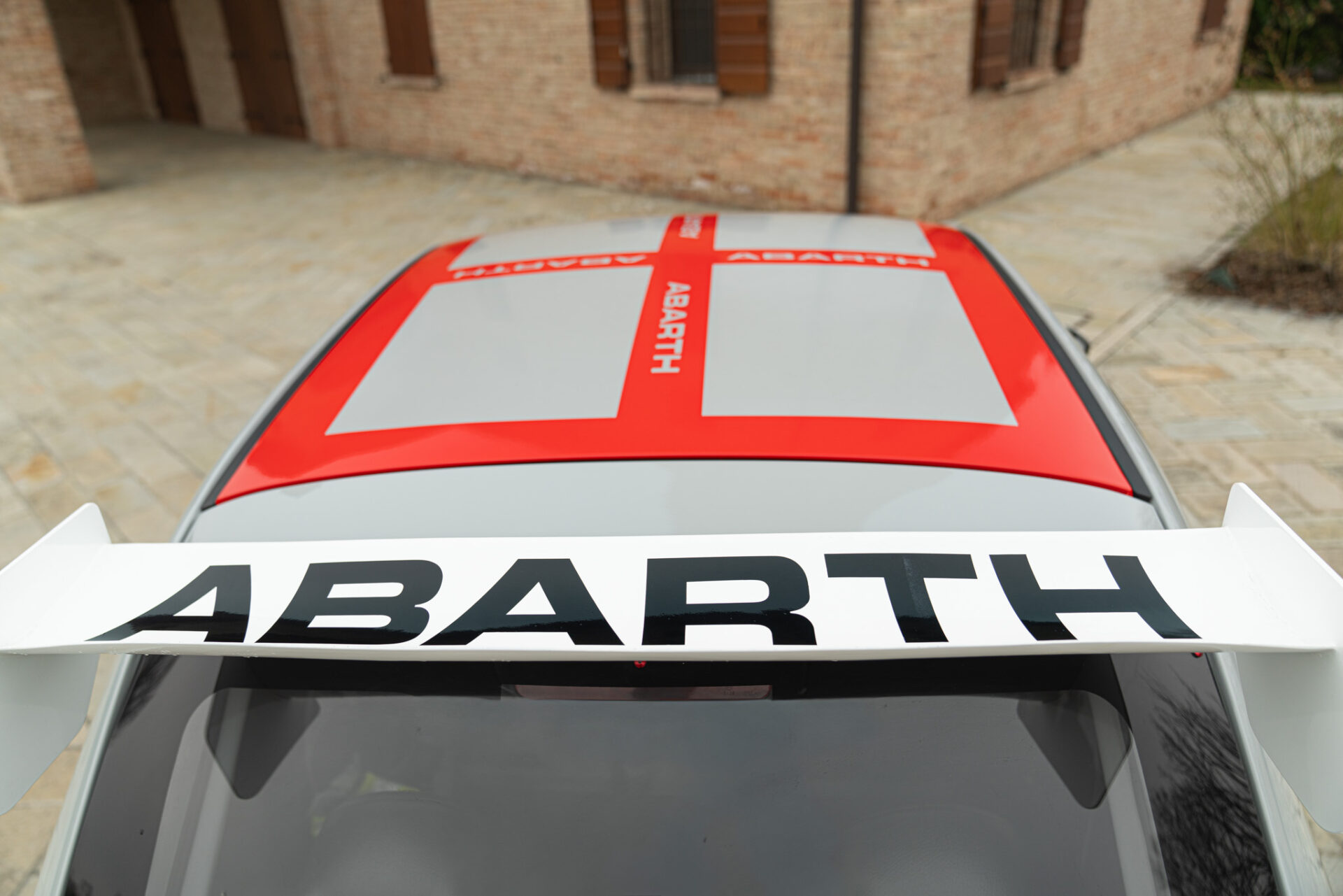 
								Fiat 500 Abarth Assetto Corse Stradale (No. 42 of 49) full									