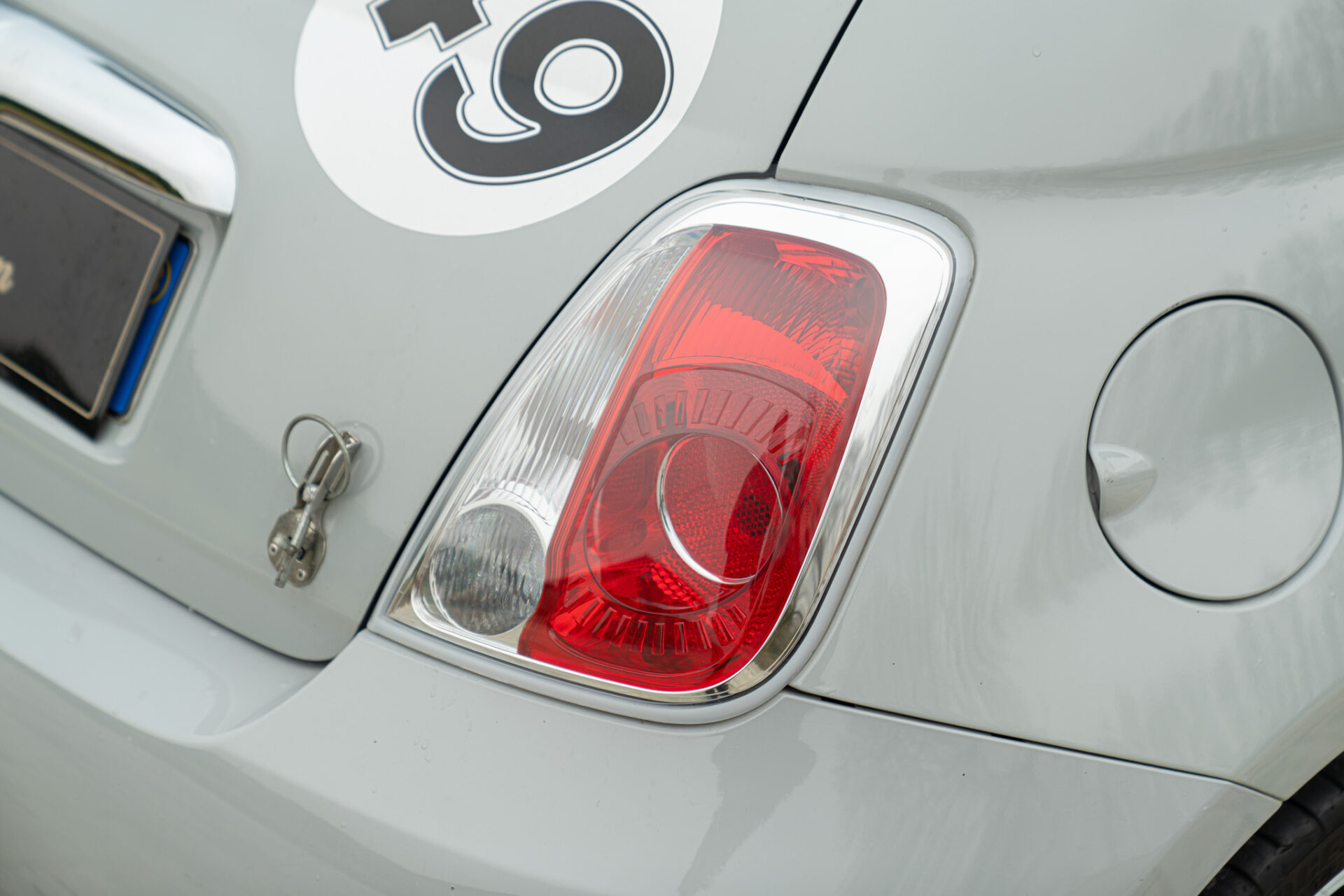 
								Fiat 500 Abarth Assetto Corse Stradale (No. 42 of 49) full									