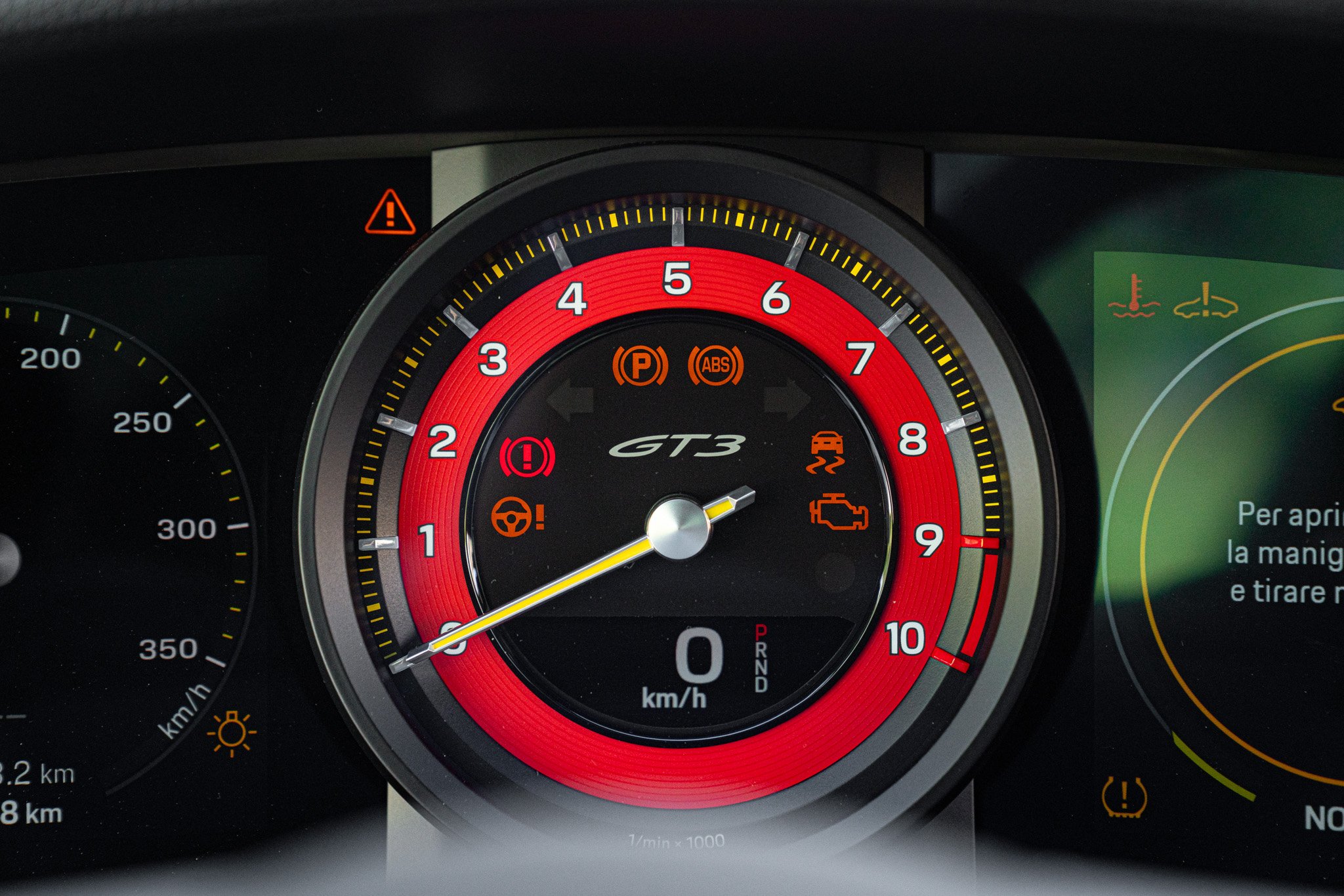 
								Porsche 911 GT3 Club Sport (992) full									
