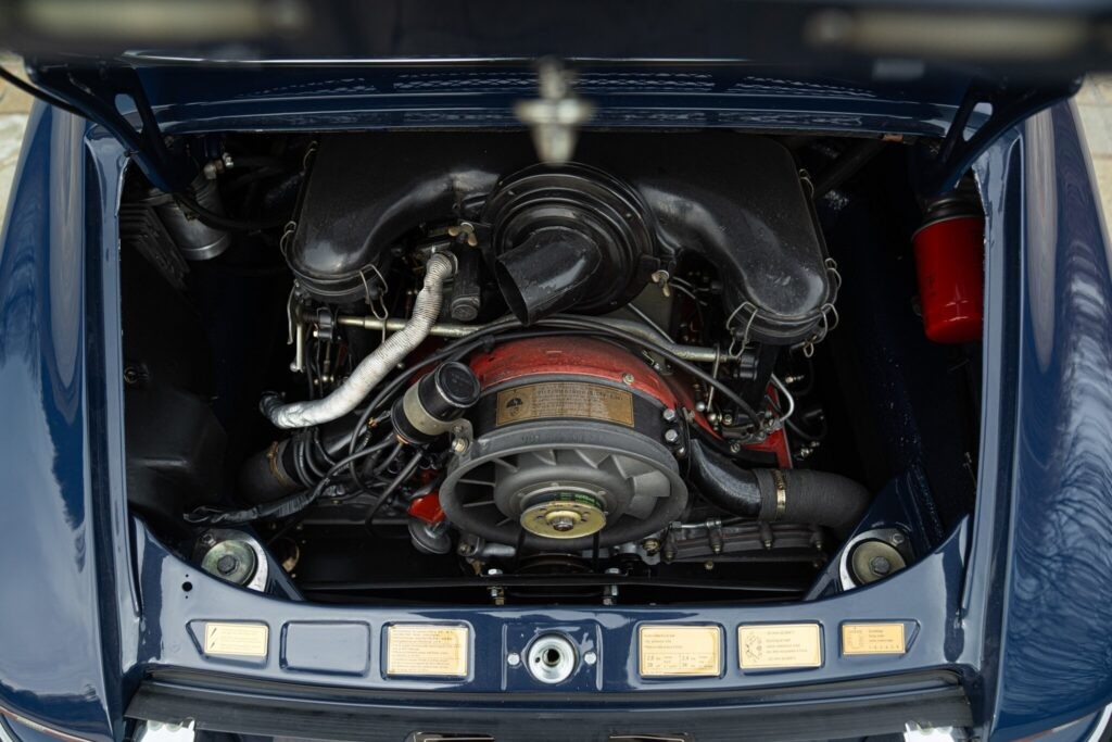 
								Porsche 911 S Targa full									