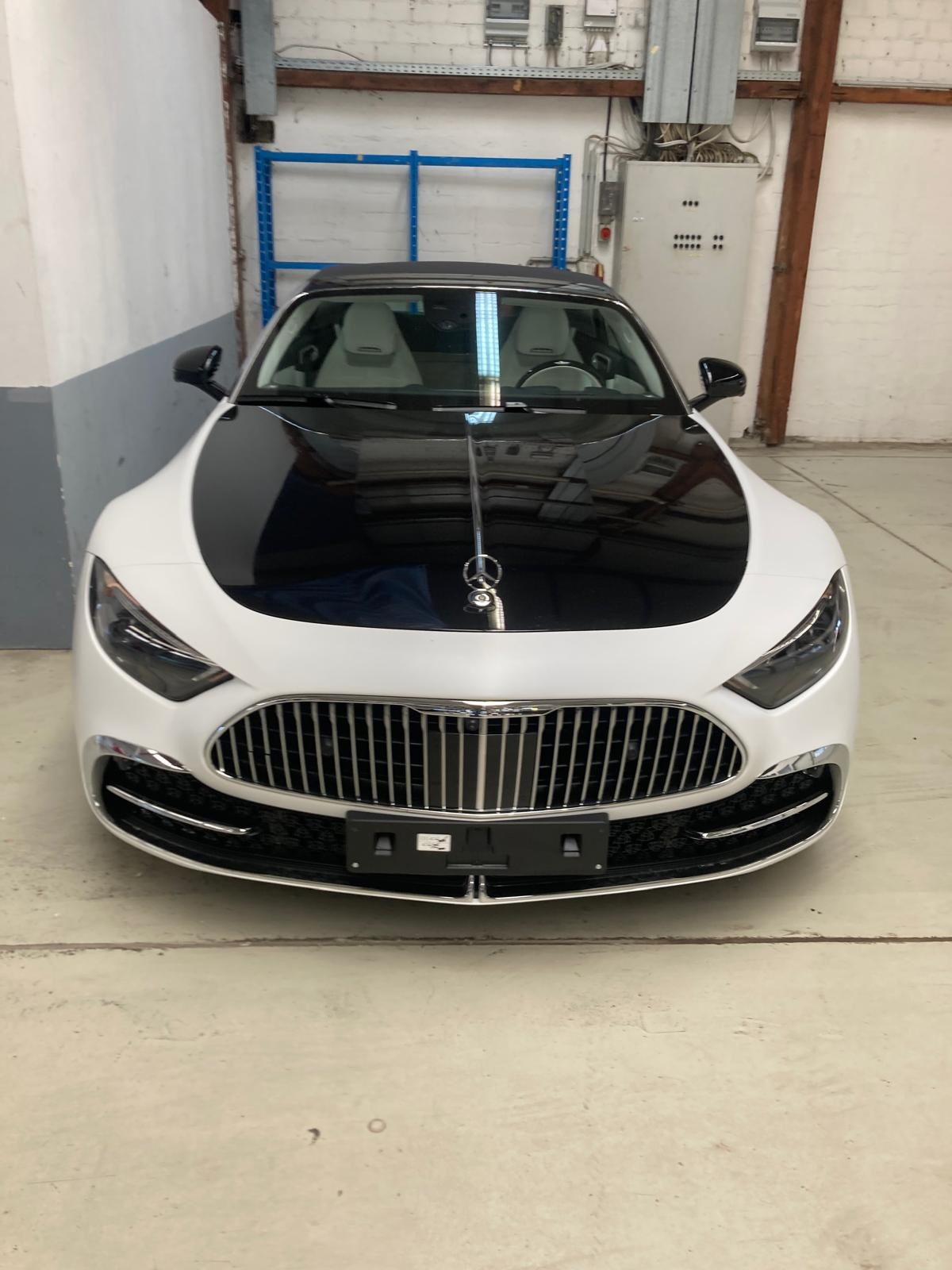 
								Mercedes-Maybach SL 680 Monogram Series 2025 full									