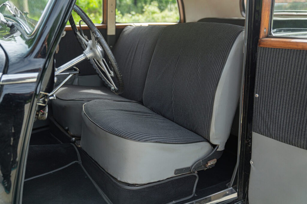 
								Mercedes-Benz 170 S full									