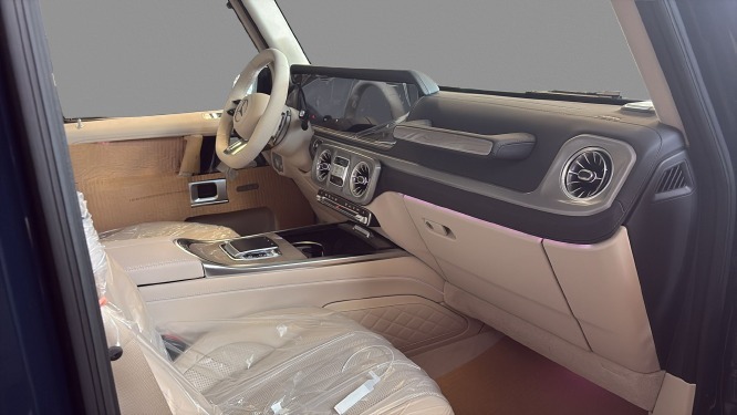 
								Mercedes-AMG G 63 full									