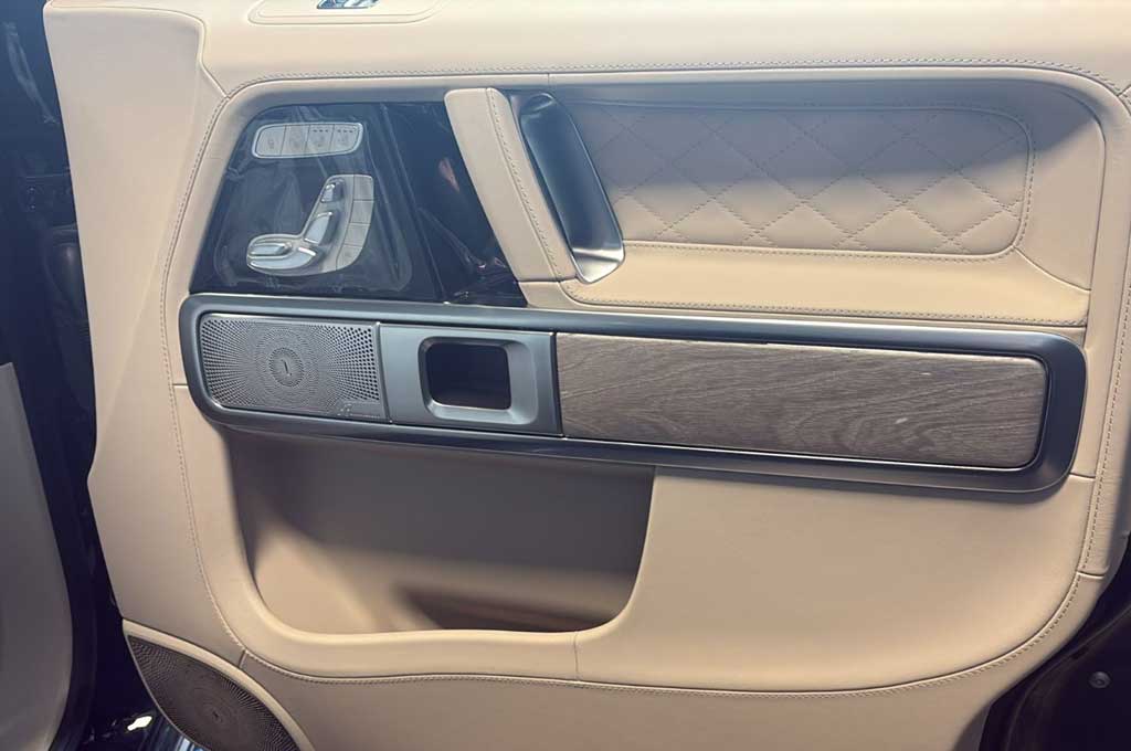 
								Mercedes-AMG G 63 full									