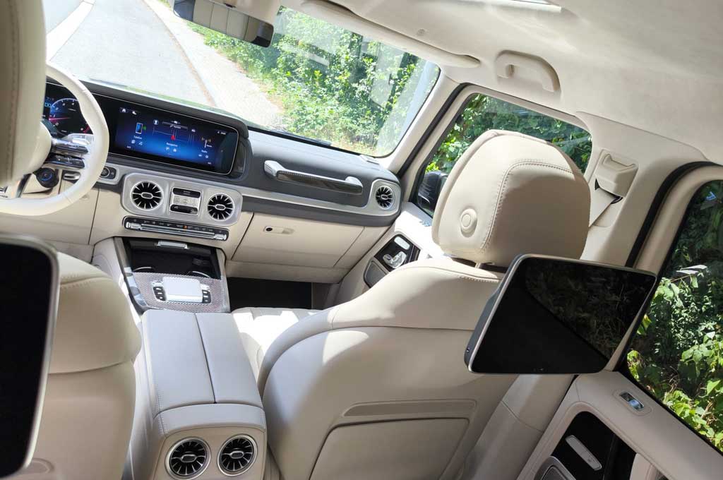 
								Mercedes-Benz G 63 AMG full									