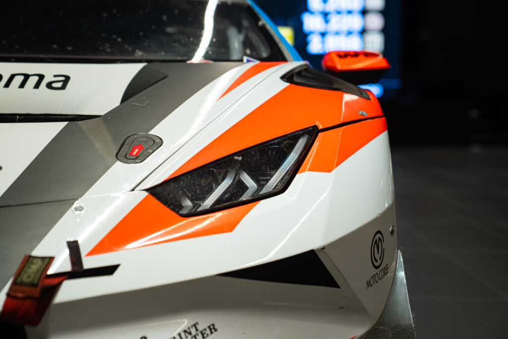 
								Lamborghini Huracán Super Trofeo EVO1 full									