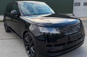 Range Rover SV Black P615 — Long Wheelbase