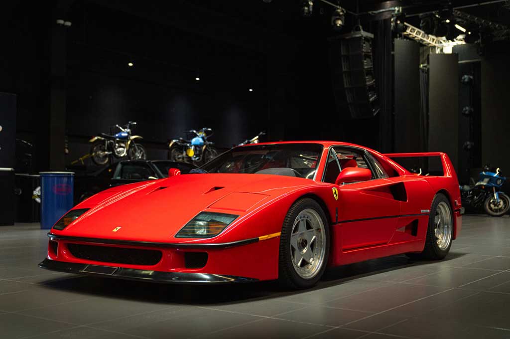 Ferrari F40 rdsxxx38 61 1