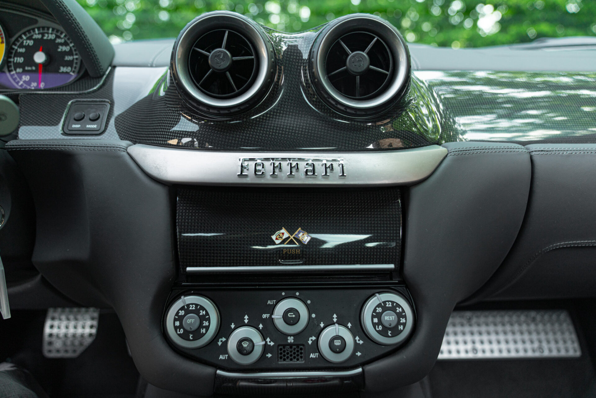
								Ferrari 599 GTB Fiorano full									