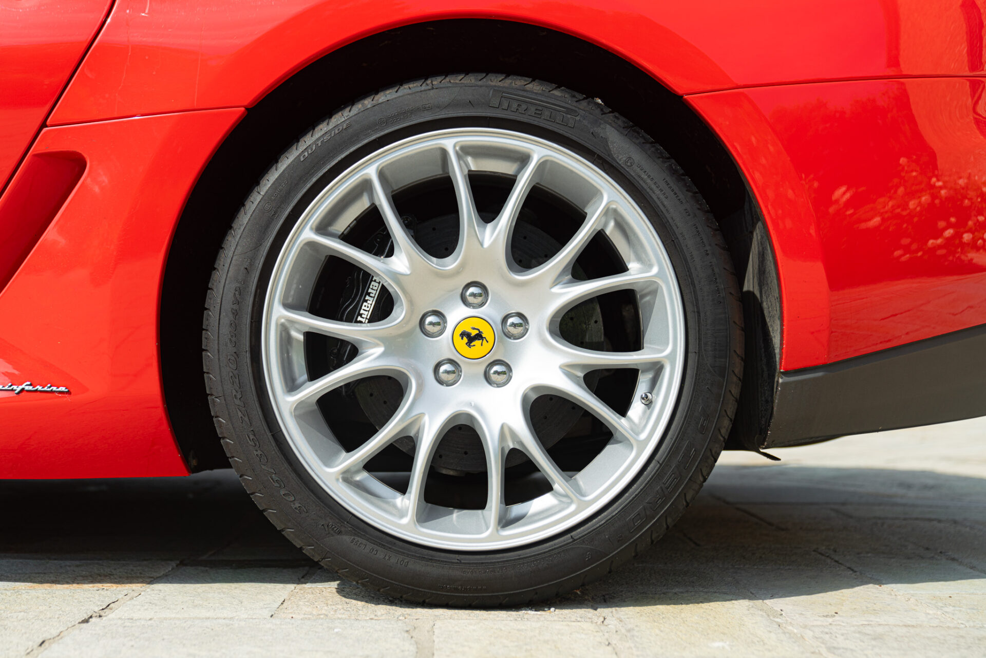 
								Ferrari 599 GTB Fiorano full									