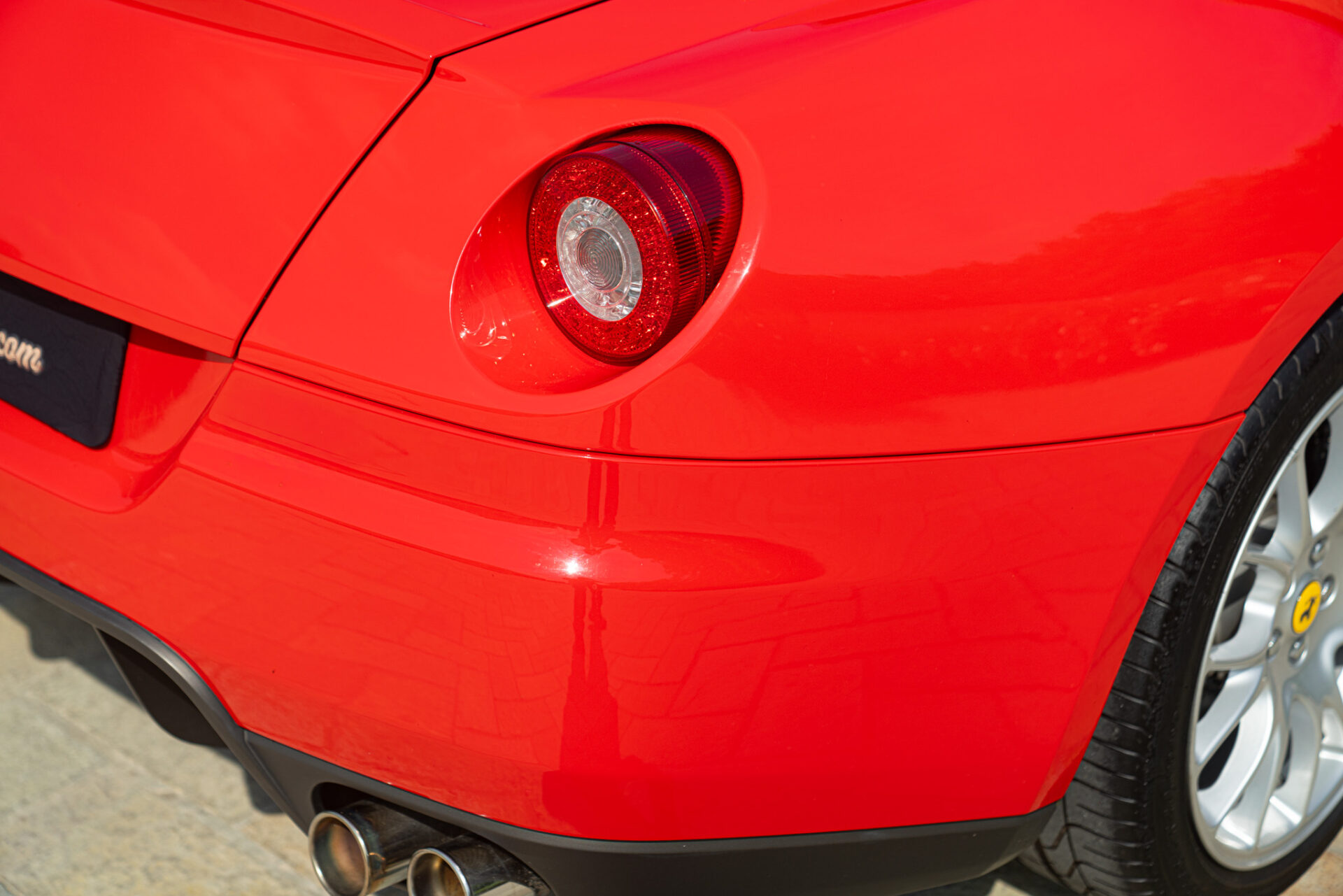 
								Ferrari 599 GTB Fiorano full									