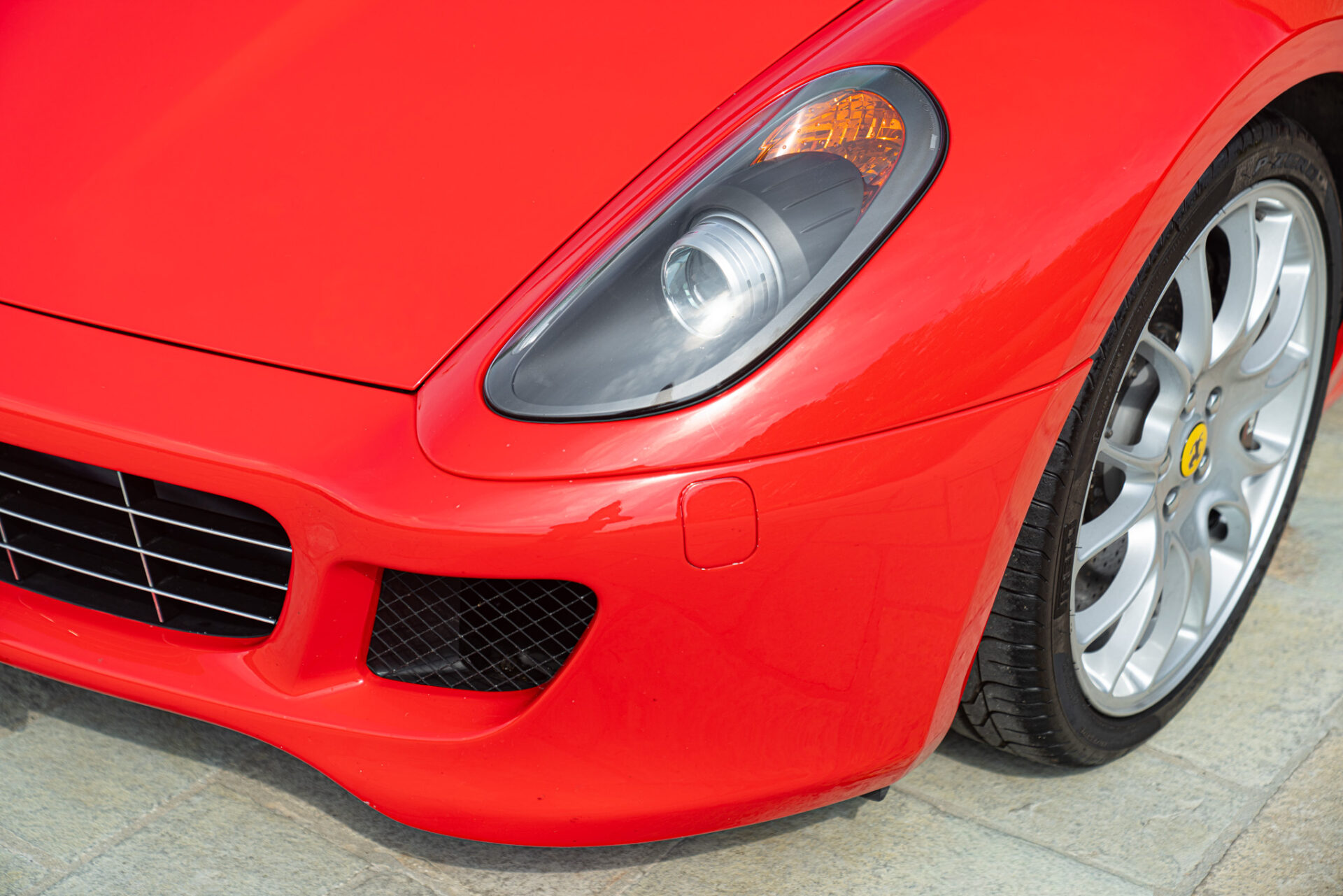 
								Ferrari 599 GTB Fiorano full									