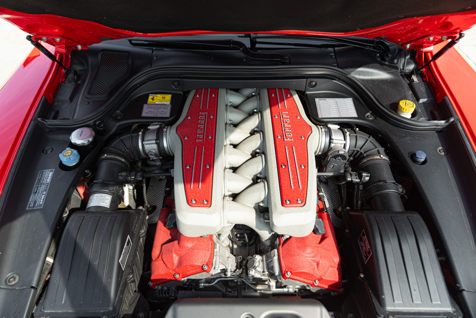 
								Ferrari 599 GTB Fiorano full									