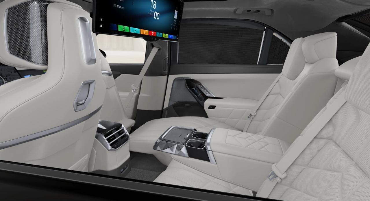 
								BMW 740i xDrive Limousine full									