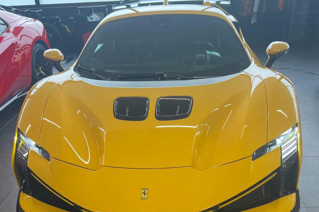 
								FERRARI SF90 XX STRADALE full									