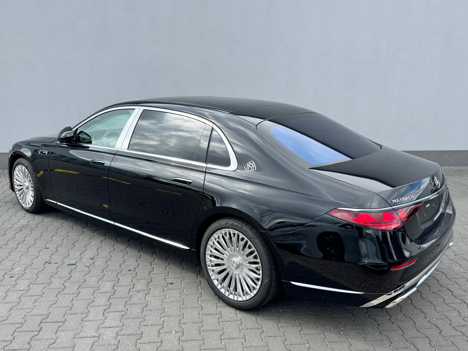 
								Mercedes-Benz S 580 L 4M AMG full									